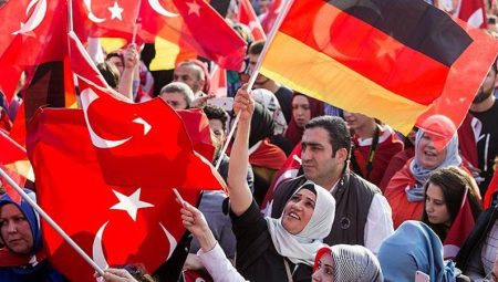 Almanya’da vatandaşlık yasası reformunda anlaşma; Türkler çifte vatandaş olabilecek